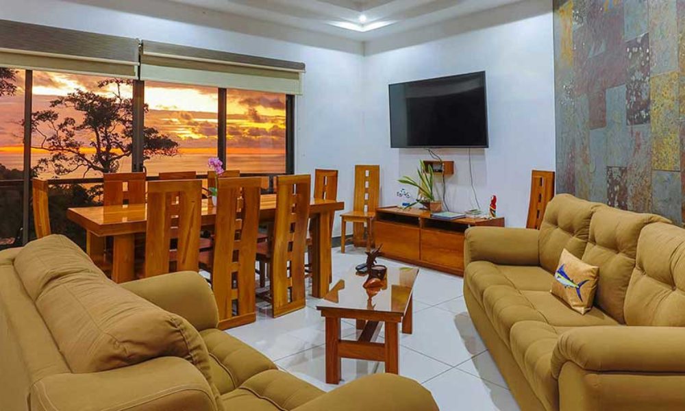 Casa-WiRica-living-and-dining-room-sunset-1000x600